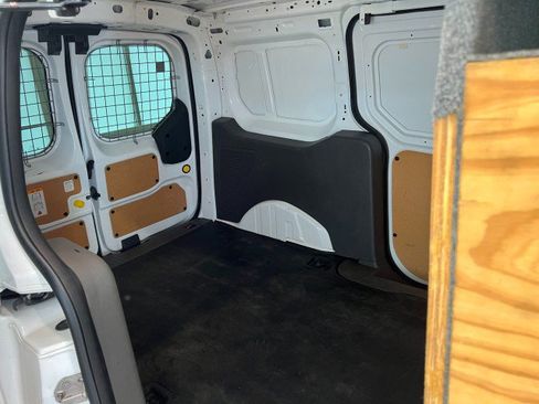 Used 2019 Ford Transit Connect XL FWD image 22