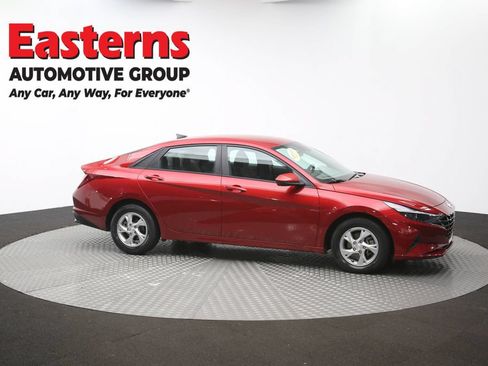 Used 2023 Hyundai Elantra SE w/ Cargo Package FWD image 46