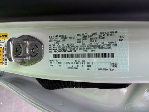 Used 2023 Ford Escape Active image 30