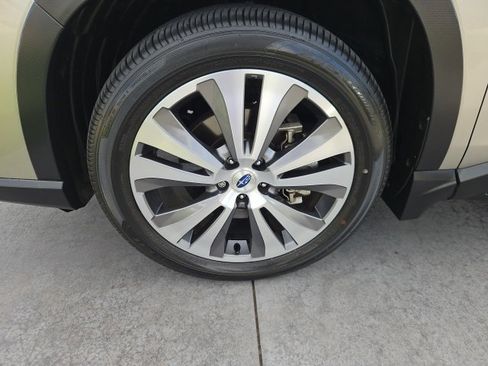 Used 2020 Subaru Ascent Premium w/ Sport Package image 4