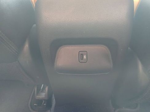 Used 2024 Nissan Sentra SV w/ SV Premium Package image 26