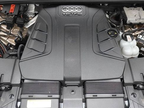 Used 2018 Audi Q7 3.0T Prestige w/ Prestige Package AWD/4WD image 34