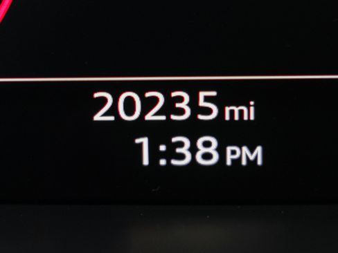 Used 2022 Audi Q8 Premium Plus w/ Premium Plus Package image 20