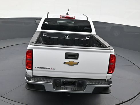 Used 2020 Chevrolet Colorado W/T RWD image 12