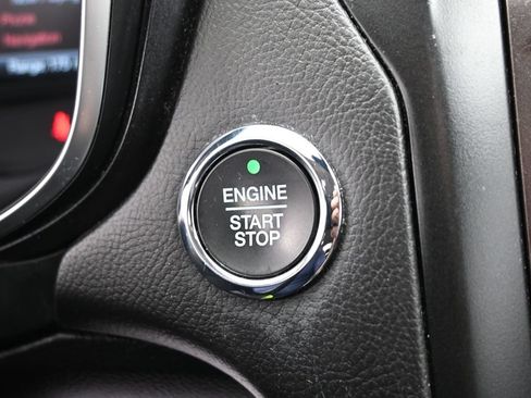 Used 2018 Ford Fusion Energi Titanium FWD image 17