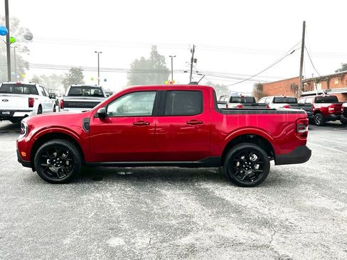 New 2026 Ford Maverick Lariat w/ Black Appearance Package image 2