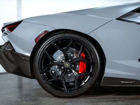 Used 2024 Lamborghini Revuelto AWD/4WD image 24