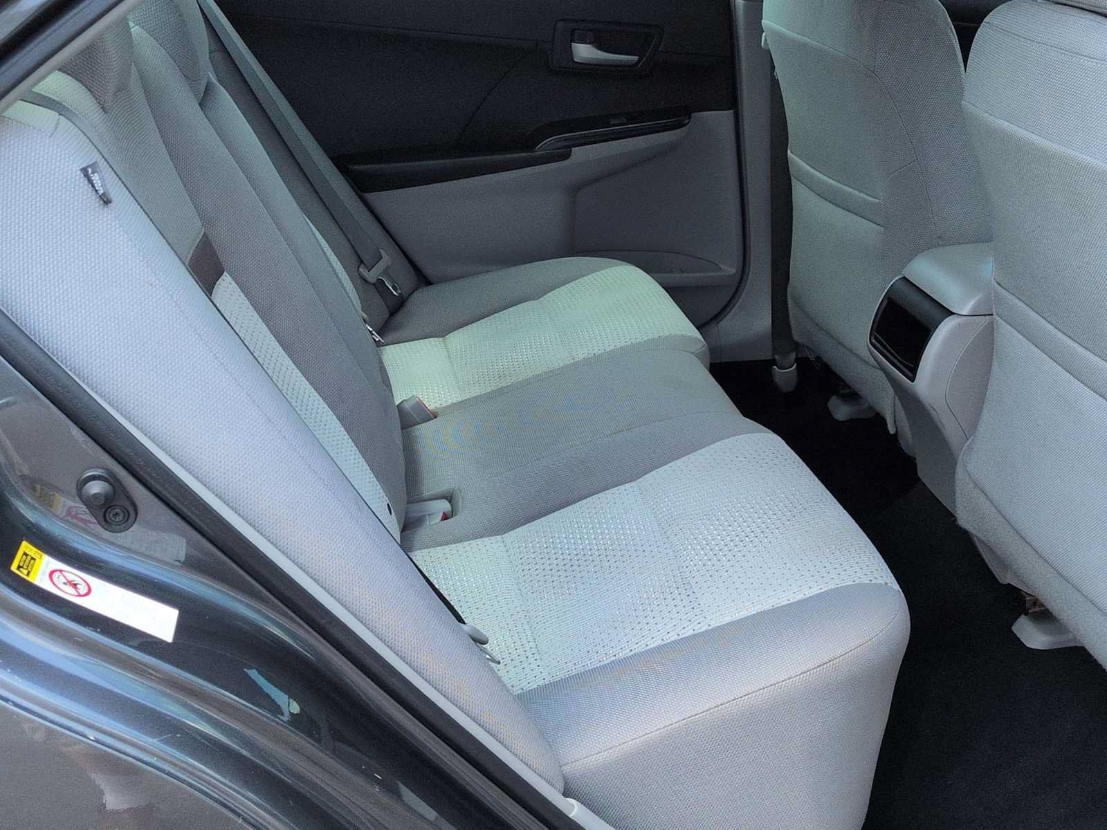 Used 2012 Toyota Camry LE FWD image 21
