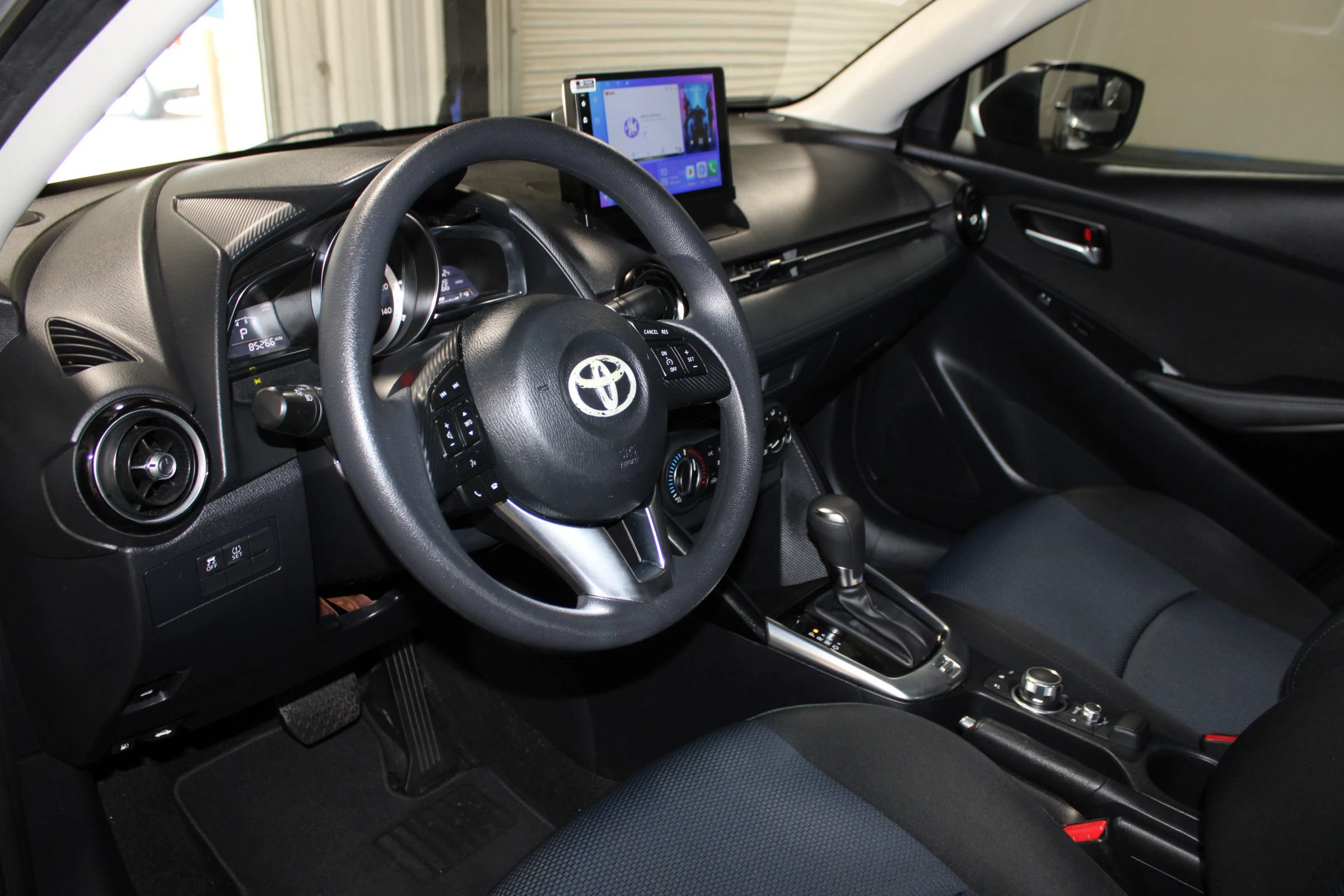 Used 2017 Toyota Yaris iA FWD image 23