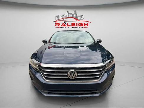 Used 2022 Volkswagen Passat 2.0T SE image 6