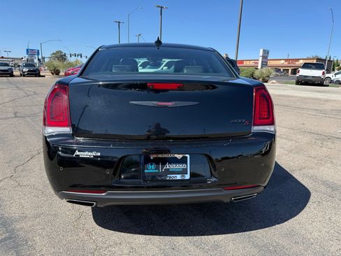 Used 2023 Chrysler 300 S RWD image 6