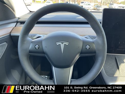 Used 2023 Tesla Model Y Long Range image 12