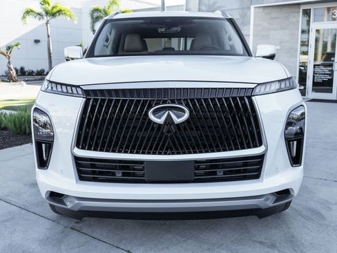 New 2026 INFINITI QX80 Luxe w/ Cargo Package image 3