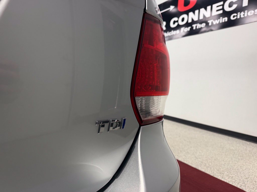 Used 2013 Volkswagen Jetta TDI FWD image 16
