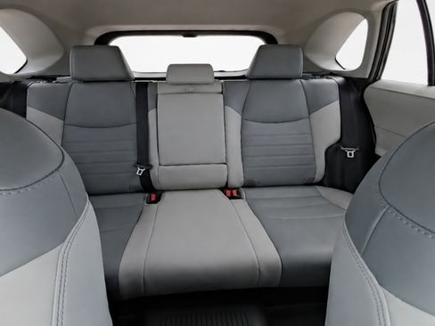 Used 2021 Toyota RAV4 XLE Premium AWD/4WD image 17
