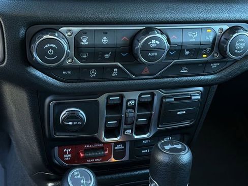 New 2026 Jeep Wrangler Unlimited Sport image 24