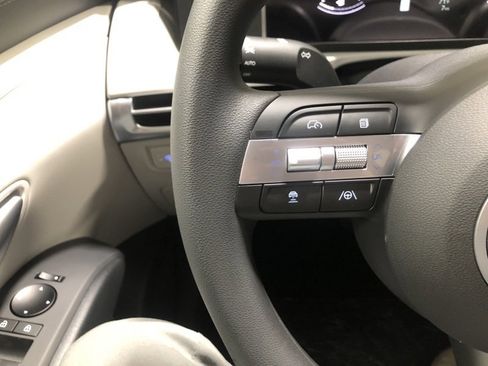 New 2026 Hyundai Tucson SE image 22