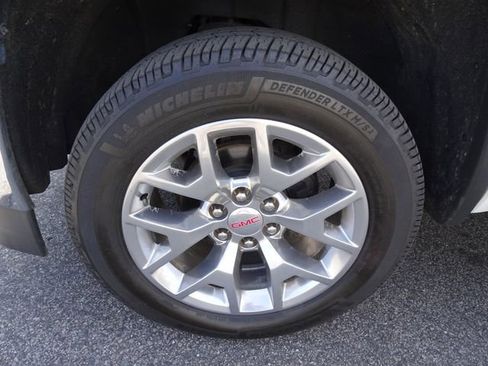 Used 2017 GMC Sierra 1500 SLT w/ SLT Premium Package image 39