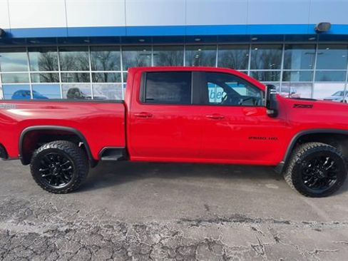 Certified 2025 Chevrolet Silverado 2500 LT w/ Trail Boss Package image 9