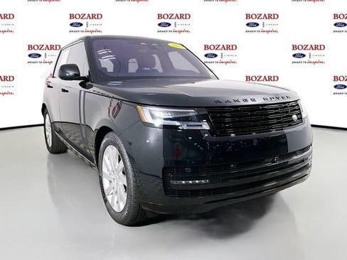 Used 2023 Land Rover Range Rover SE AWD/4WD image 1