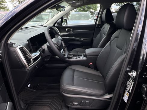 New 2026 Kia Sorento S FWD image 18