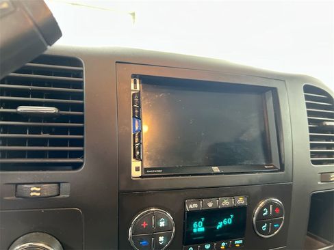 Used 2012 GMC Sierra 1500 SLE w/ Power Tech Package image 13