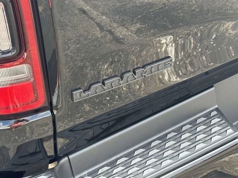 Used 2023 RAM 1500 Laramie AWD/4WD image 11