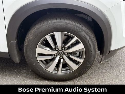 Certified 2025 Nissan Pathfinder SL AWD/4WD image 11