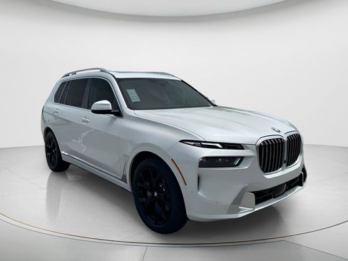 New 2026 BMW X7 xDrive40i AWD/4WD image 3