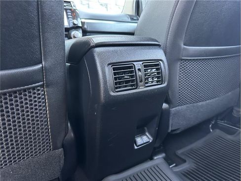 Used 2020 Toyota 4Runner Venture w/ Moonroof Package AWD/4WD image 18