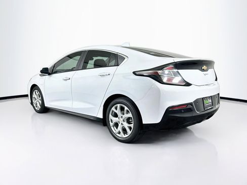 Used 2019 Chevrolet Volt Premier w/ Driver Confidence II Package FWD image 5