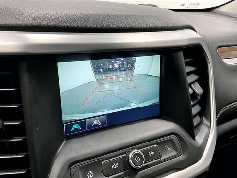 Used 2019 GMC Acadia SLE FWD image 27