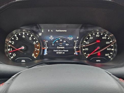 Used 2024 Jeep Compass Trailhawk AWD/4WD image 10
