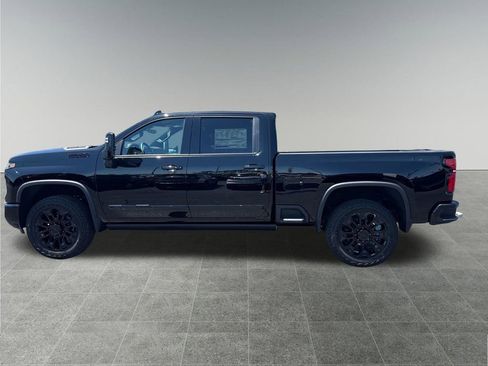 New 2026 Chevrolet Silverado 2500 High Country w/ High Country Premium Package AWD/4WD image 2