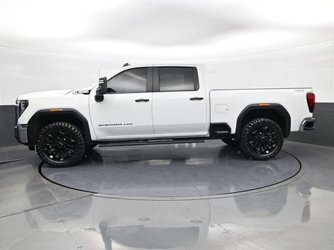 Used 2025 GMC Sierra 2500 Pro AWD/4WD image 8