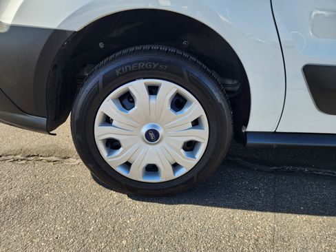 Used 2021 Ford Transit Connect XL image 11