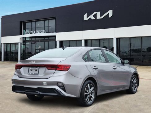 Certified 2023 Kia Forte LXS image 5