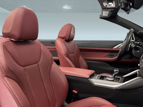 Used 2023 BMW M440i Convertible w/ Premium Package image 32