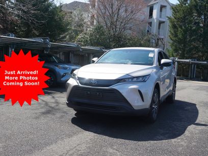 Used 2021 Toyota Venza LE