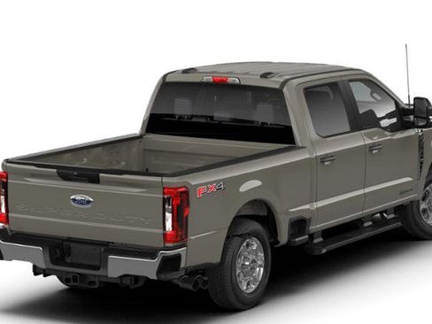 New 2026 Ford F250 XLT w/ FX4 Off-Road Package AWD/4WD image 3