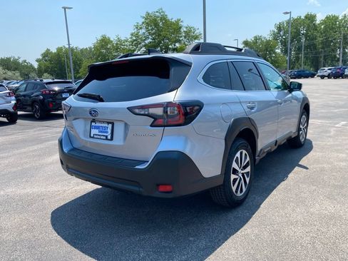 Used 2025 Subaru Outback Premium w/ Popular Package #1A AWD/4WD image 7