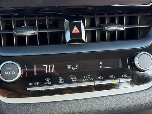 Certified 2024 Toyota Corolla LE image 17