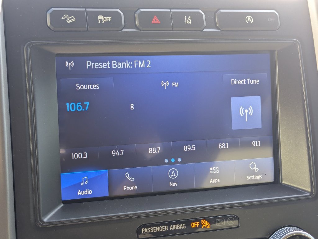Used 2020 Ford Expedition XLT w/ Equipment Group 202A AWD/4WD image 17