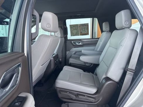 Used 2022 Chevrolet Tahoe LT AWD/4WD image 9