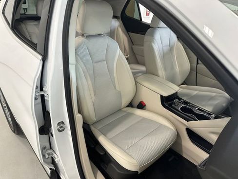 Used 2022 Buick Envision Preferred FWD image 33