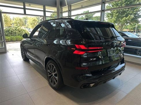 New 2026 BMW X5 xDrive50e w/ M Sport Package image 4