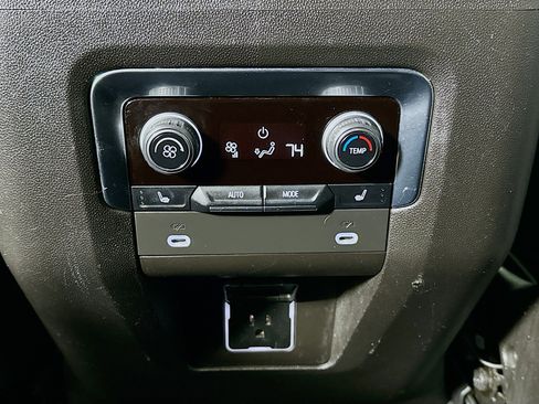 Used 2021 Chevrolet Tahoe RST w/ Luxury Package image 24