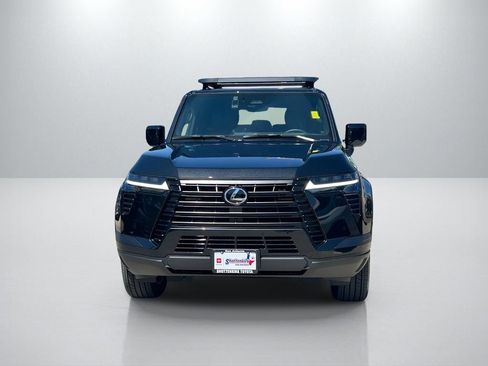 Used 2026 Lexus GX 550 w/ Accessory Package (31) AWD/4WD image 2
