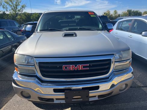 Used 2005 GMC Sierra 1500 SLE image 22