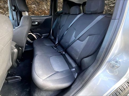 Used 2016 Jeep Renegade Sport w/ Power & Air Group image 23